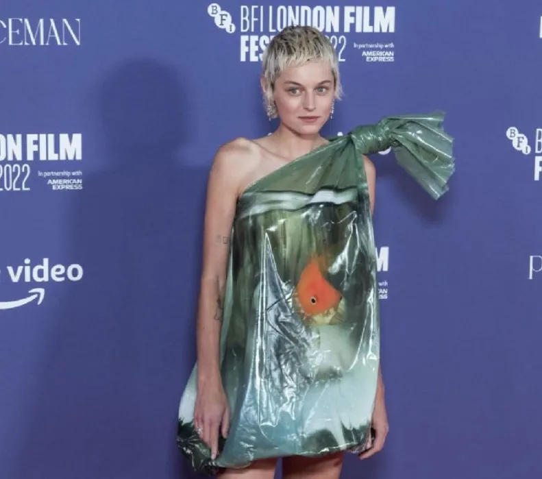 Похоже на занавеску для душа.