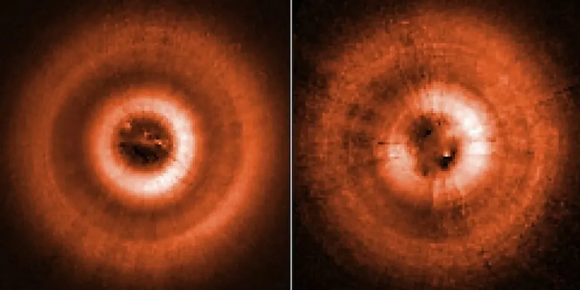 Снимок от 2016 года показывает яркую область в правом нижнем углу и более тёмную в левом верхнем углу, что предполагает наличие тени. В свежих наблюдениях тени разделились на три.