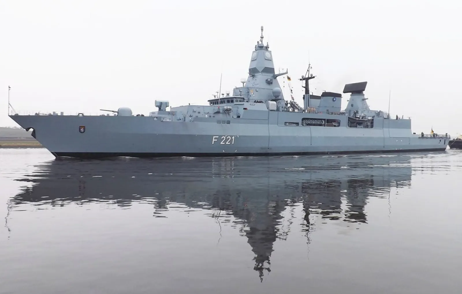 Фрегат f221 Hessen. Фрегат уро Шлезвиг Гольштейн. Фрегат Саксония ВМС Германии. Фрегат Баден-Вюртемберг. Фрегат hessen