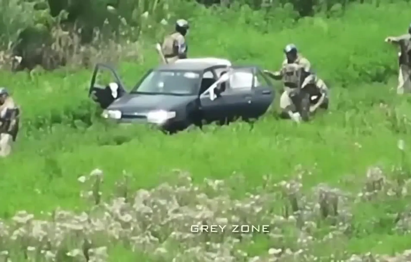 Бойцы расстреляли машину с террористами. Чеченцы расстреляли солдат.