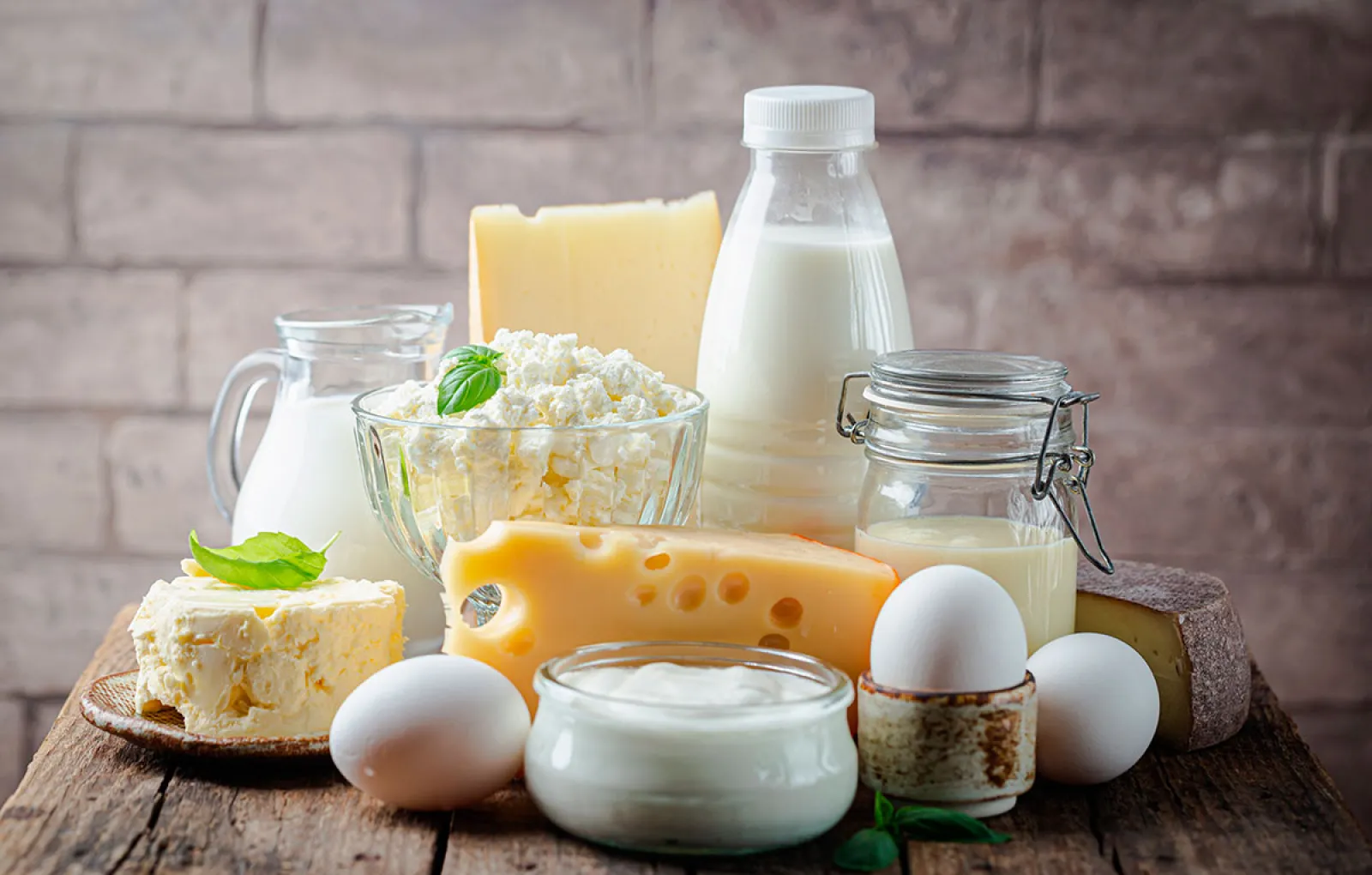 В России с 1 мая станет невозможно купить просроченные молочные продукты
