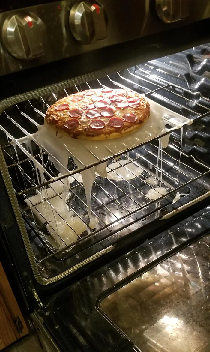 как сделать чтобы не пригорала пицца в духовке фото 48