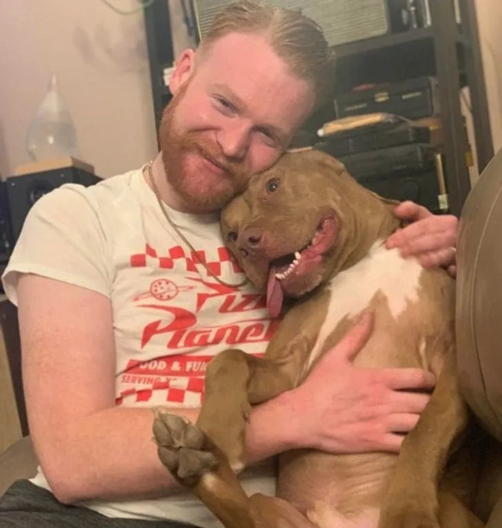 Когда любимый человек наконец-то обнял тебя.