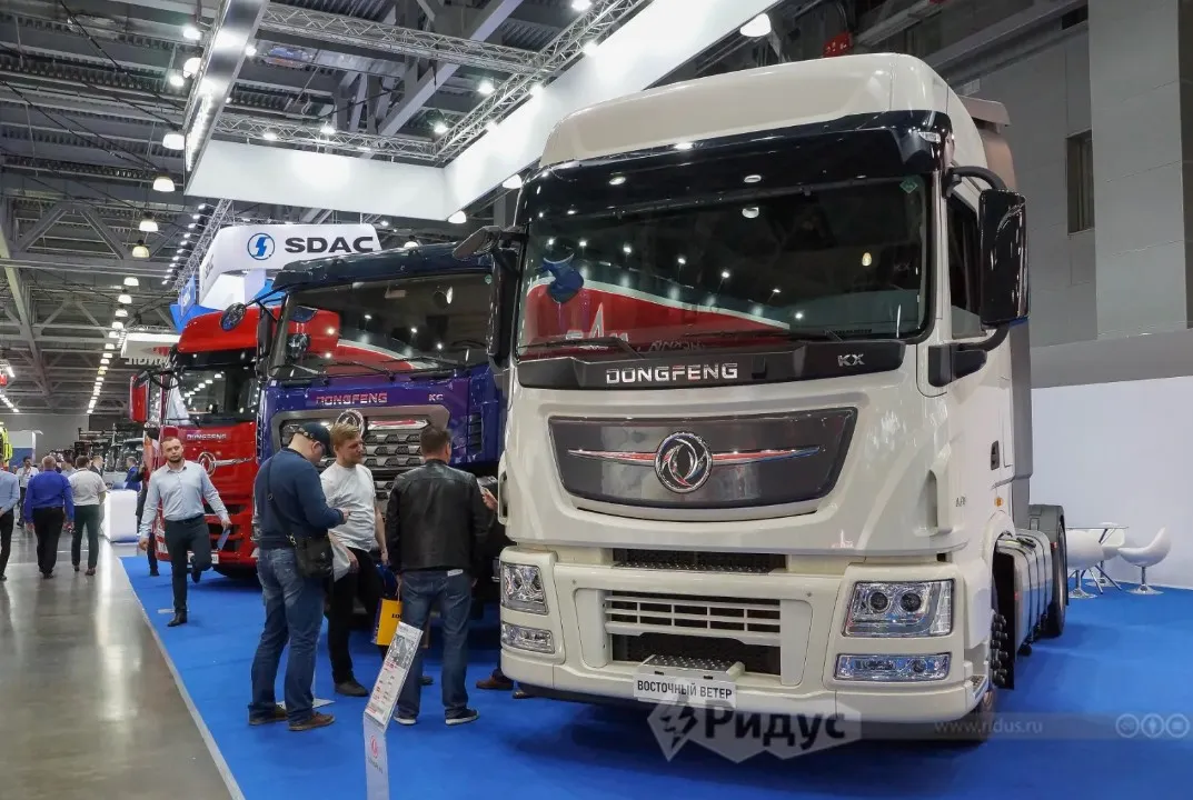 Китайские тягачи 