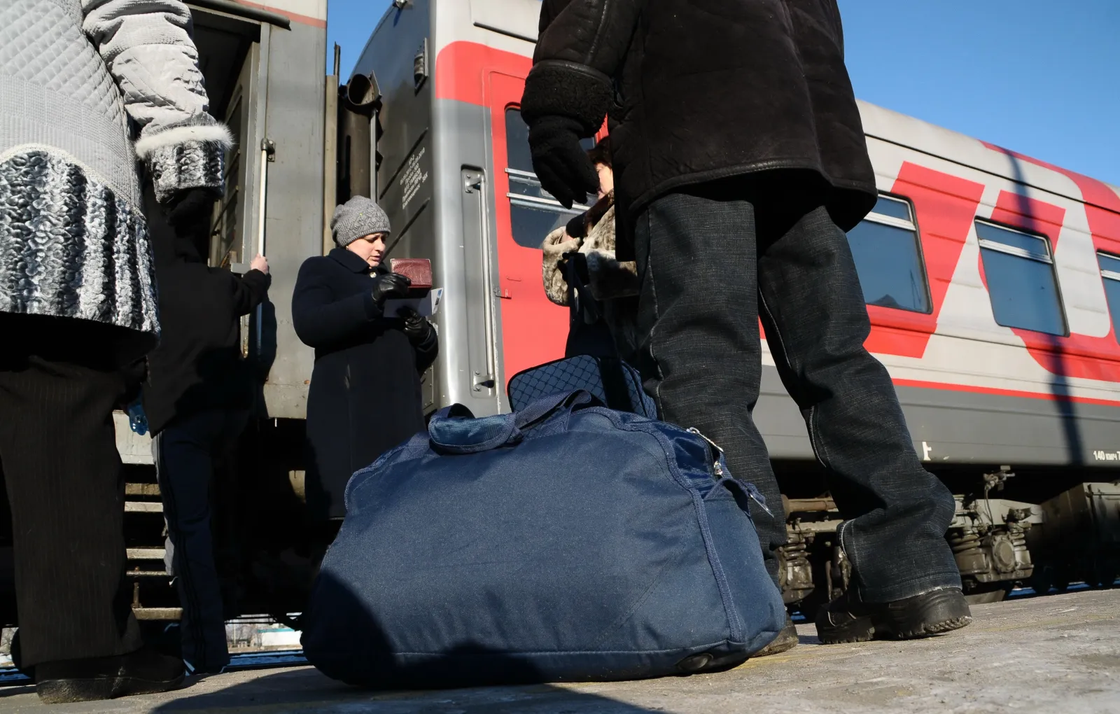 Пассажирские поезда задержаны из-за последствий непогоды в Свердловской области