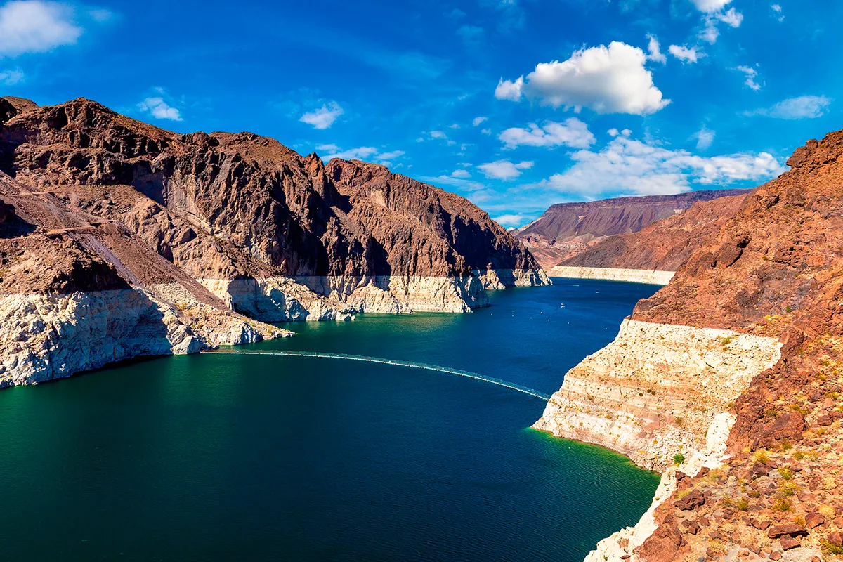 Озеро Мид на реке Колорадо 