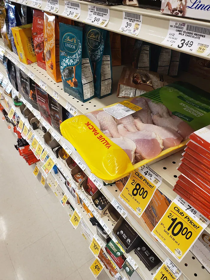 «Ну да, это лучшее место для курицы».