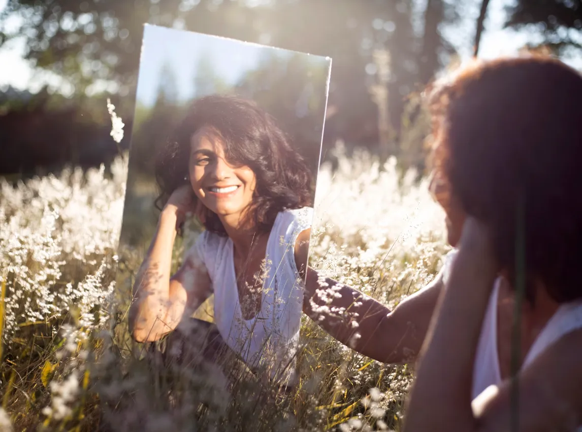 Содержащийся в киви витамин С, способствует выработке коллагена.