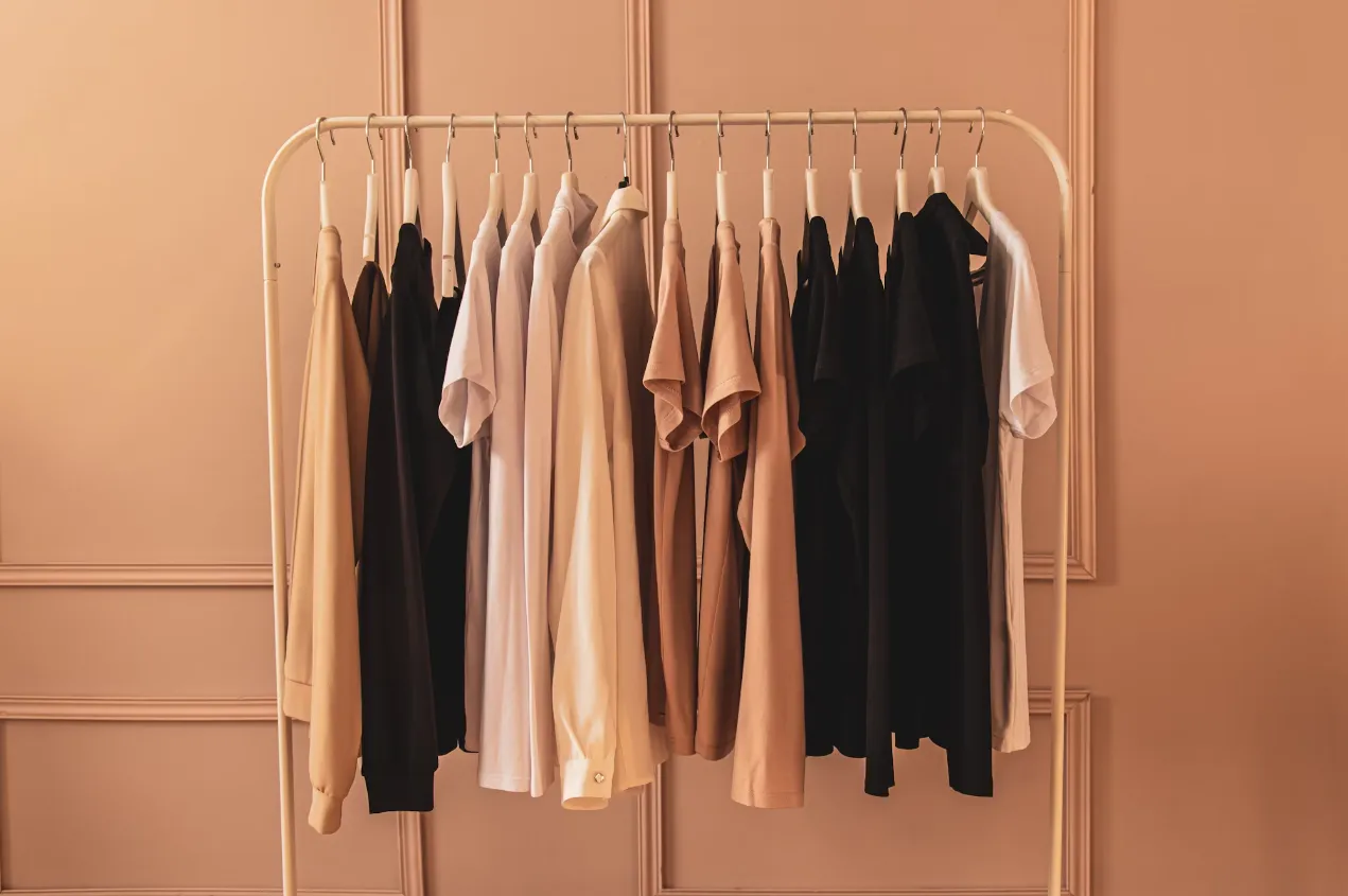  Постарайтесь сократить ваш гардероб.