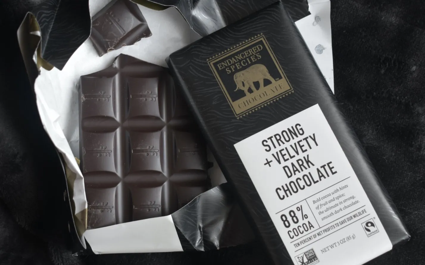 Темный шоколад.