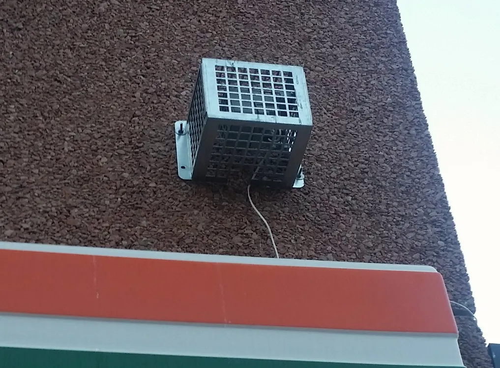 Ультразвуковой отпугиватель. 