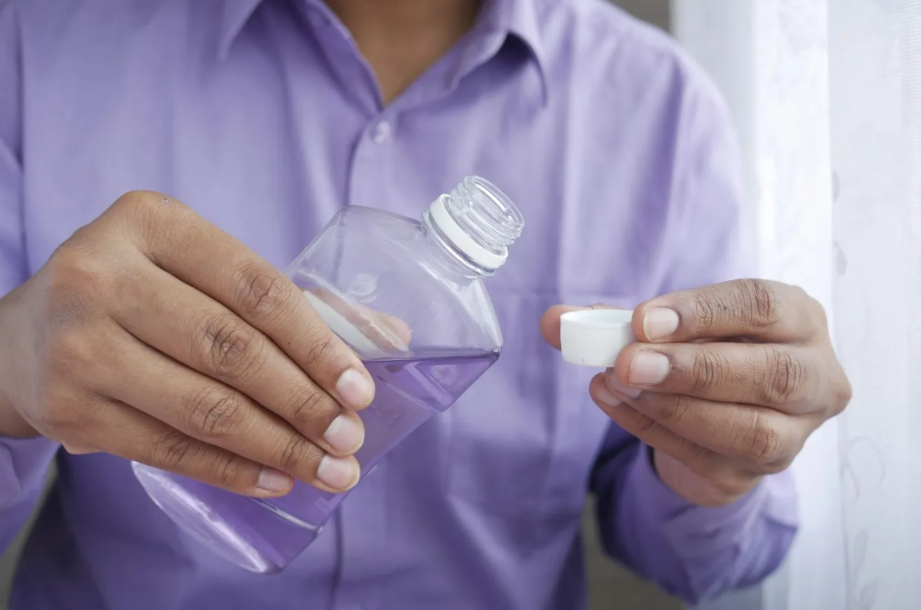 Ополаскиватель для полости рта.