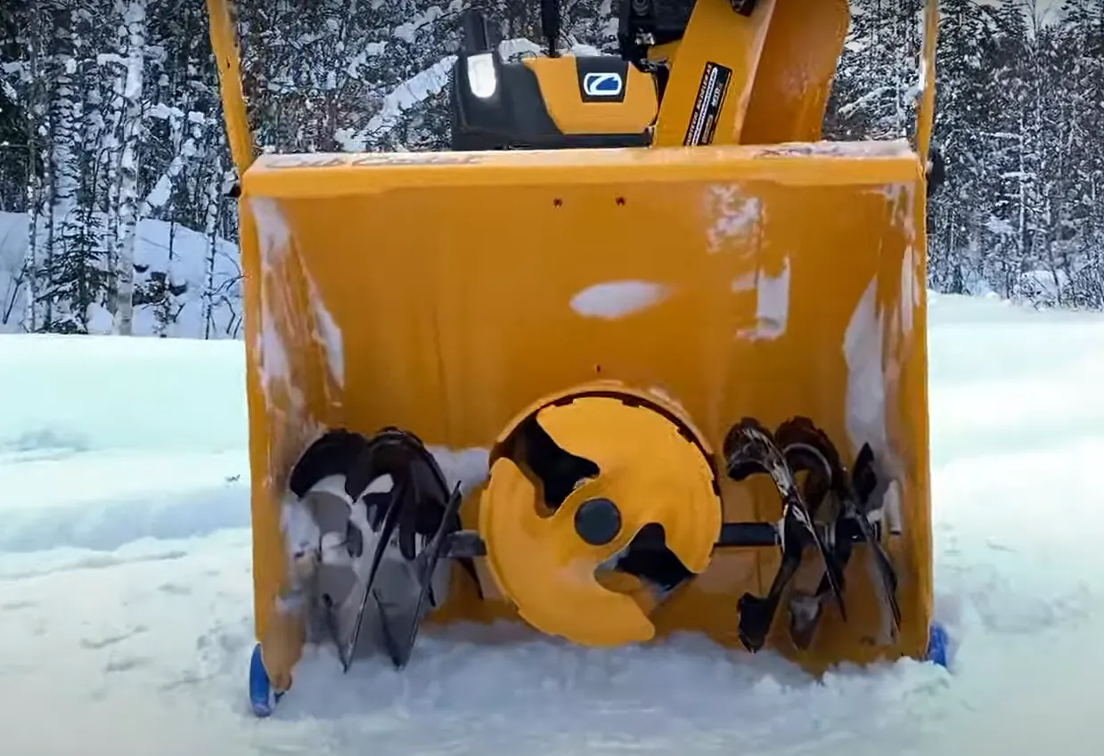 © YouTube канал Cub Cadet