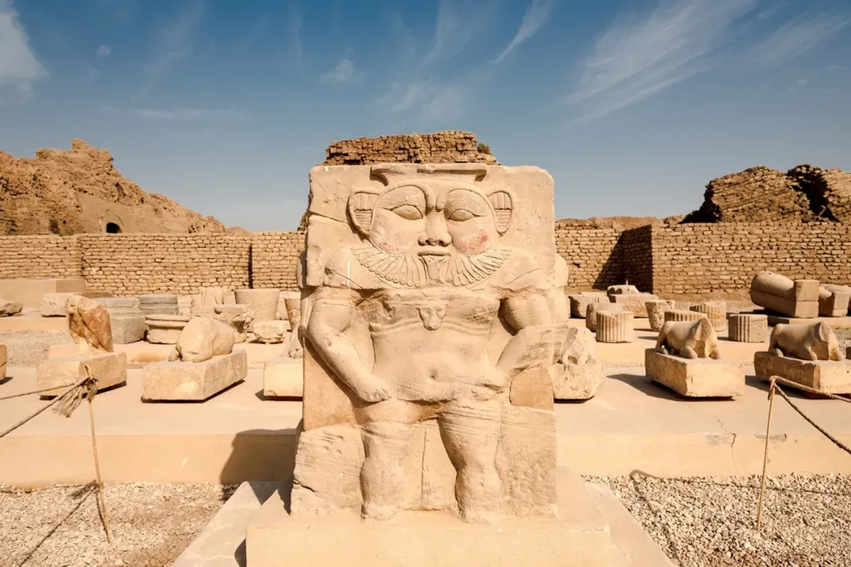 Бес считался древним египетским защитником.