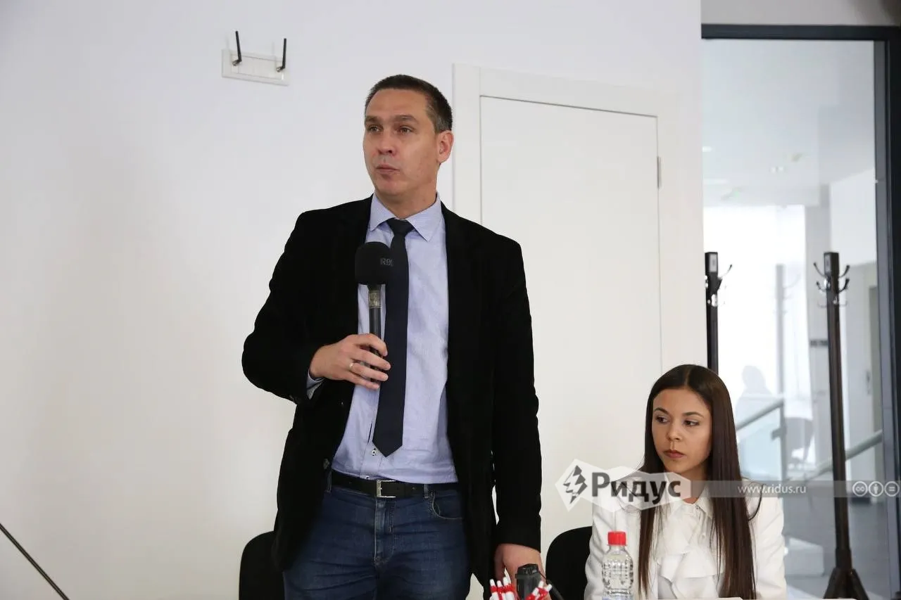 Петар Дурджев (Сербия) Директор Исторического архива города Нови-Сад