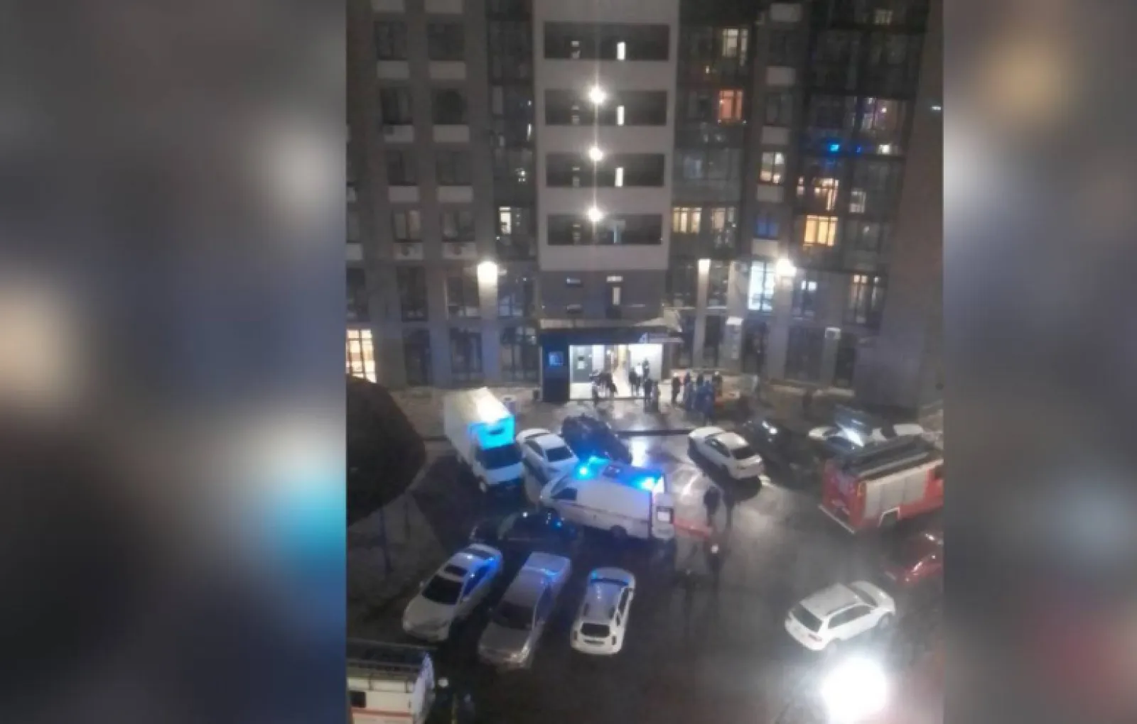 Мужчина 19 этаж. В Воронеже мужчина выпал с 19 этажа и выжил. Фото из окна. Улица из окна. Вид с балкона 12 этажа.