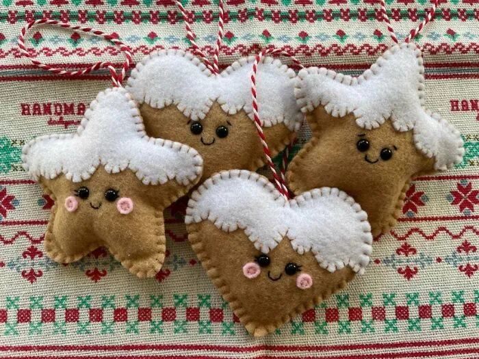 «Теперь это мои любимые елочные игрушки».