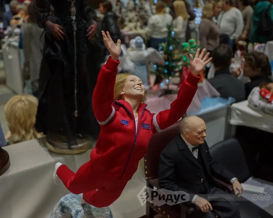 «Искусство куклы» — 2022.  Юлия Персильд в космосе... 