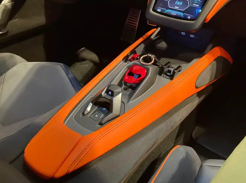 Lamborghini Revuelto 2024 г. 