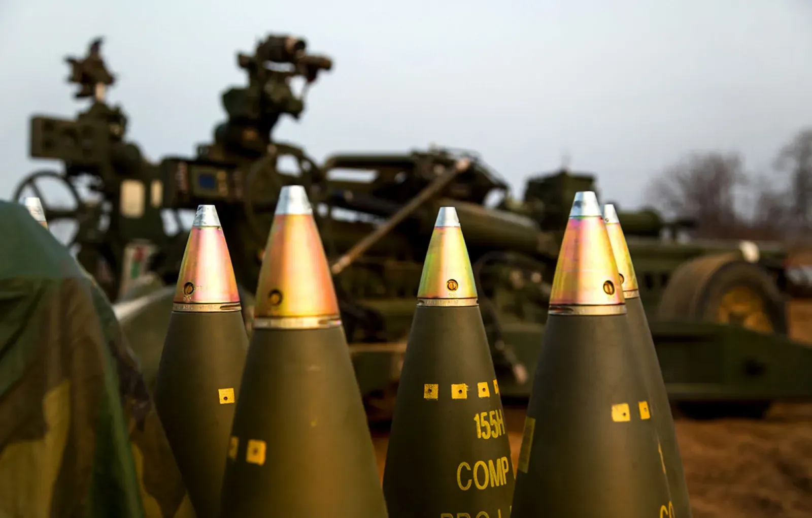 Боеприпасы калибра 155 мм.  