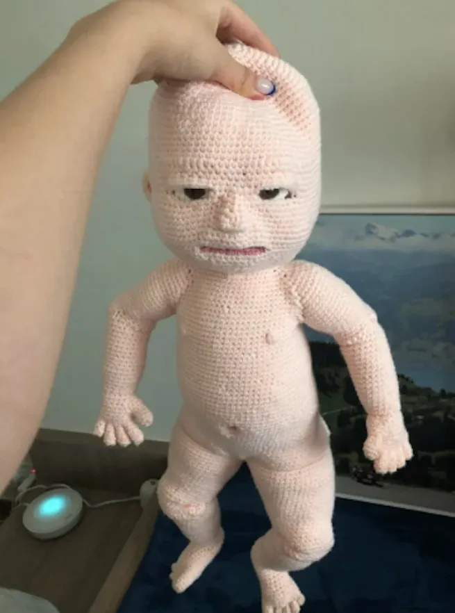 «Подарю это тому, кто не хочет спать по ночам».